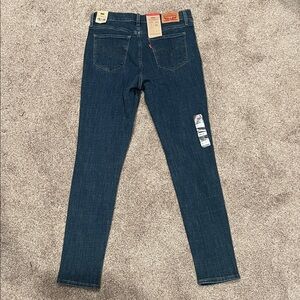 Women's Levi’s Jeans 311 Shaping Skinny 28x30